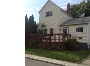 221 King St, Fairport Harbor, OH 44077