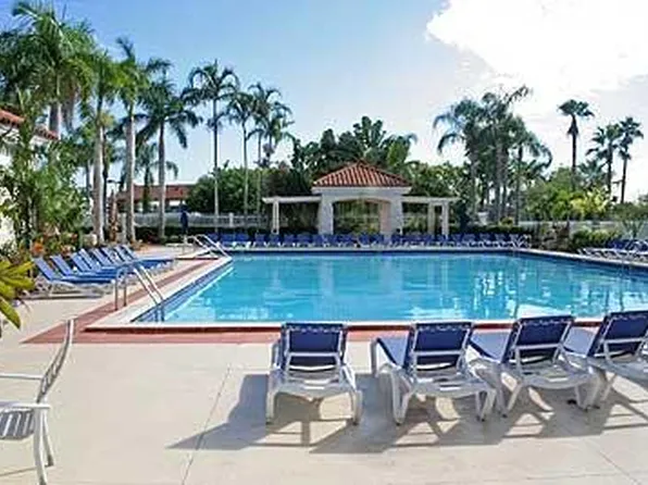 5247 NW 102nd Ct, Doral, FL 33178