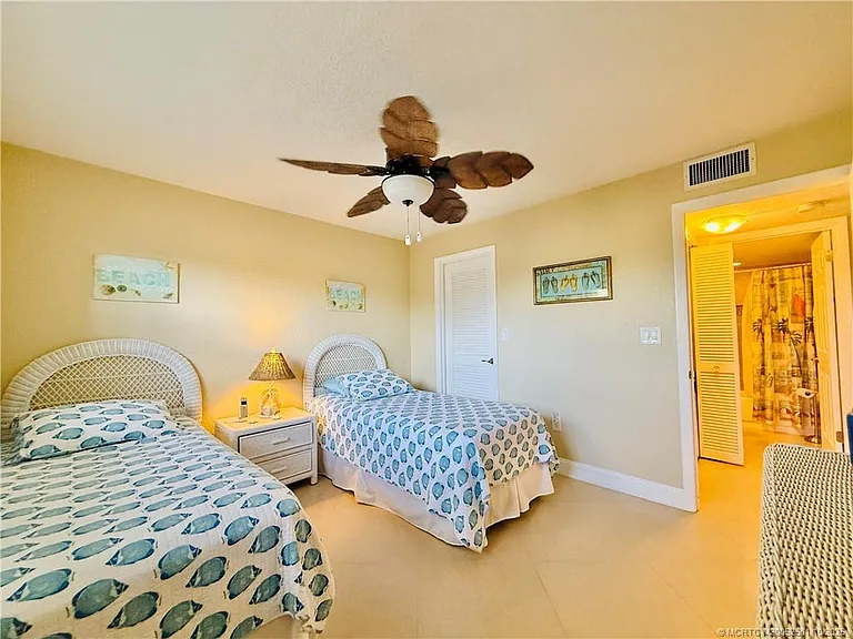 7440 S Ocean Dr #324A — Photo 46