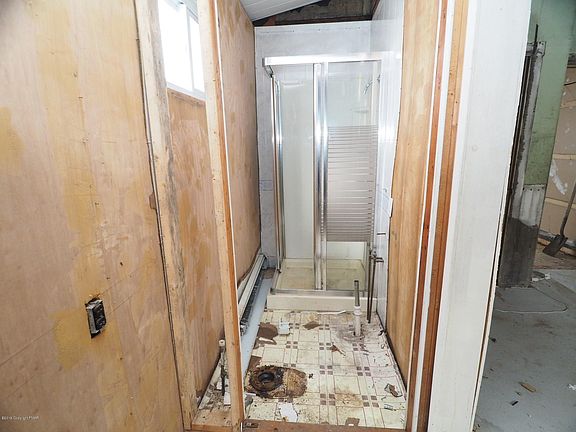 5th image of 328 Hazle St