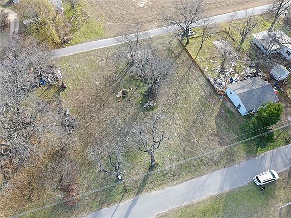 3rd image of 2154 Houston Ave Lot 5