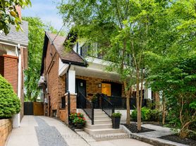 225 Gainsborough Rd