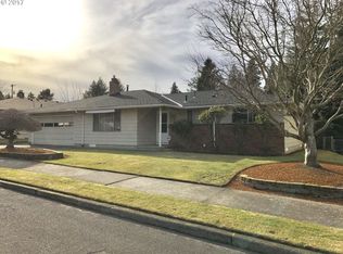 811 SE 214th Ave, Gresham, OR 97030