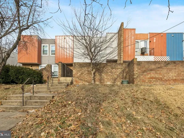 1340 W 7th St, Chester, PA 19013