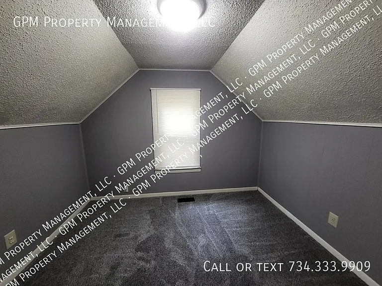15129 McGuire St — Photo 10