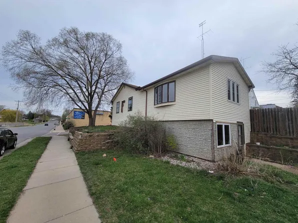 432 West Marion Street, Portage, WI 53901