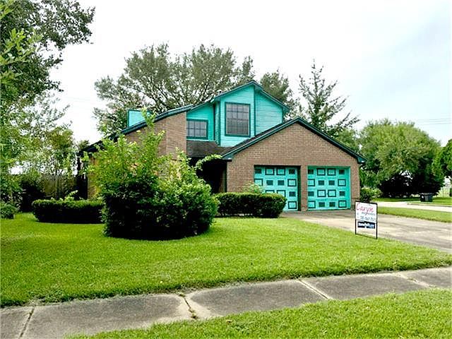 1st image of 2211 Westwood Dr