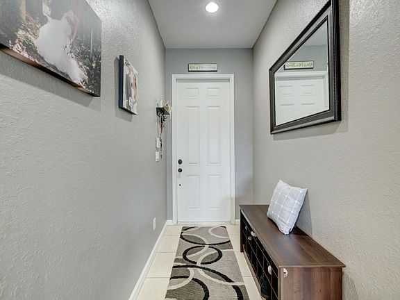 3rd image of 2918 SW Cedar Dunes Dr