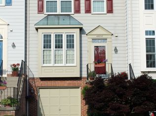 46858 Rabbitrun Ter, Sterling, VA 20164