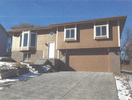 1st image of 412 N McKenna Ave