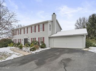 7 Lost Creek Dr, Selinsgrove, PA 17870