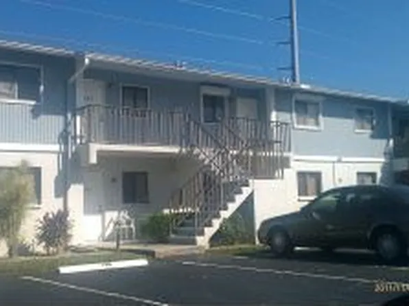 423 Cape Coral Pkwy W APT 201, Cape Coral, FL 33914