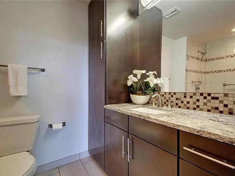 1320 Robert Browning St #103 — Photo 8