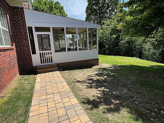 3rd image of 3765 Cypress Plantation Dr