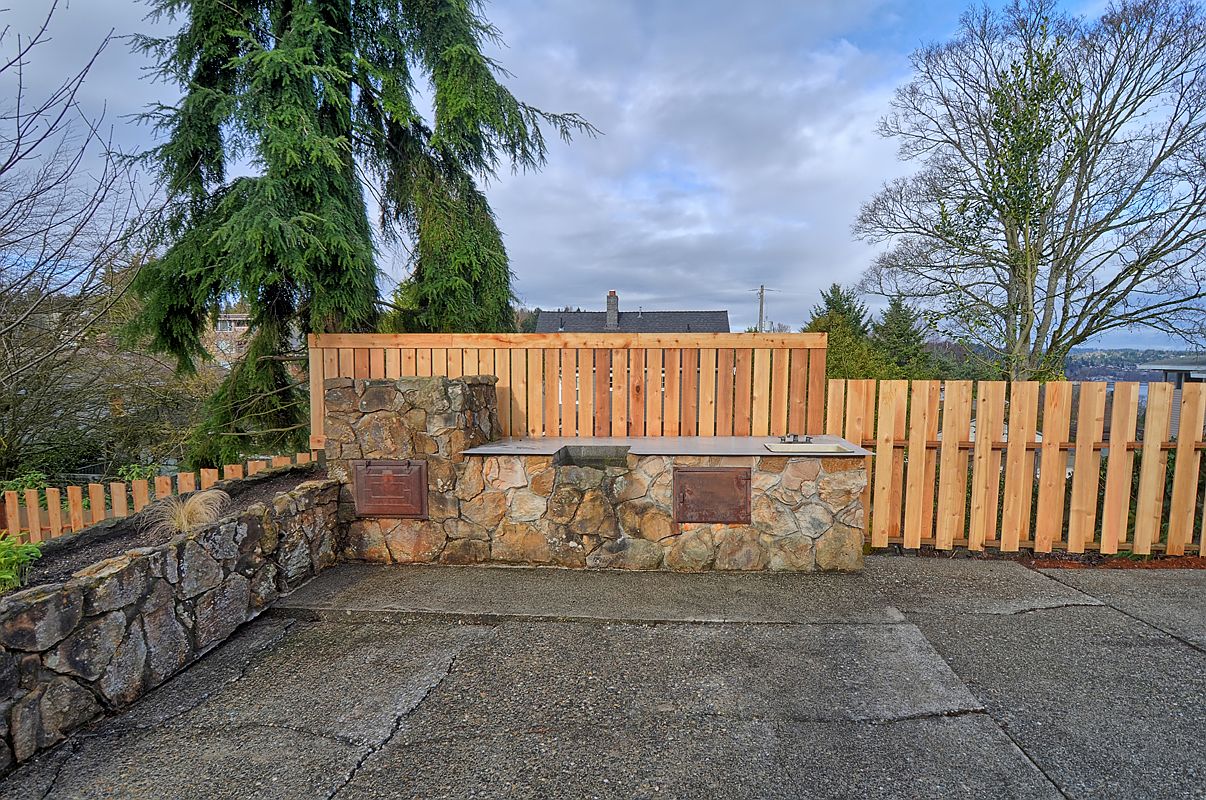 Lake Forest Park, WA 98155