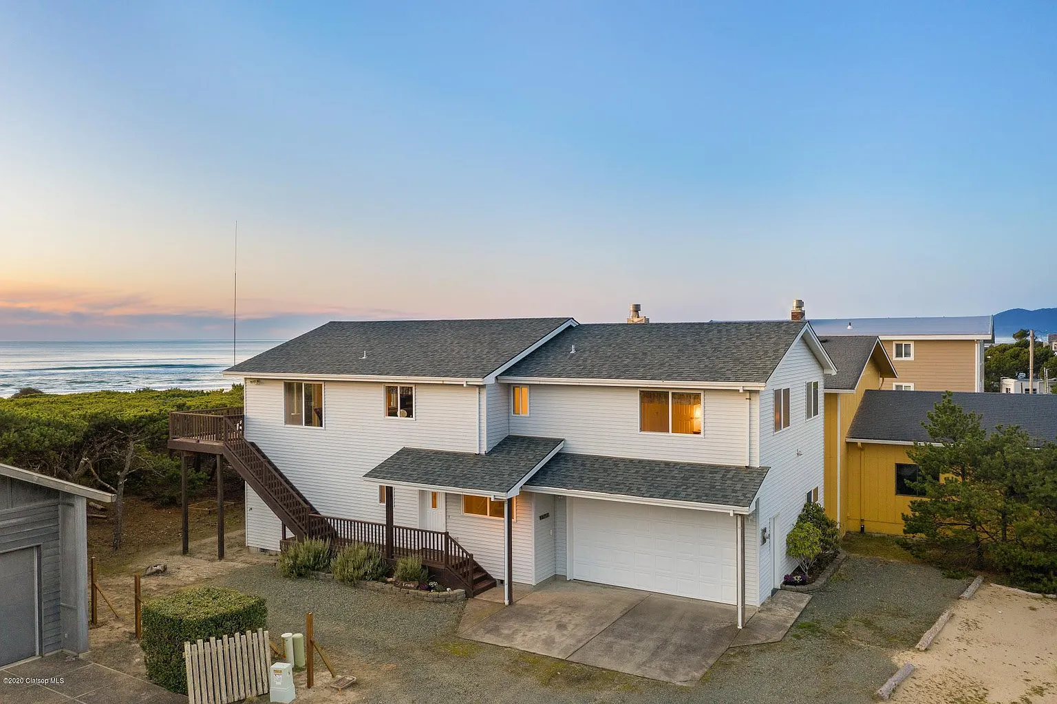 17490 Ocean Blvd photo 1