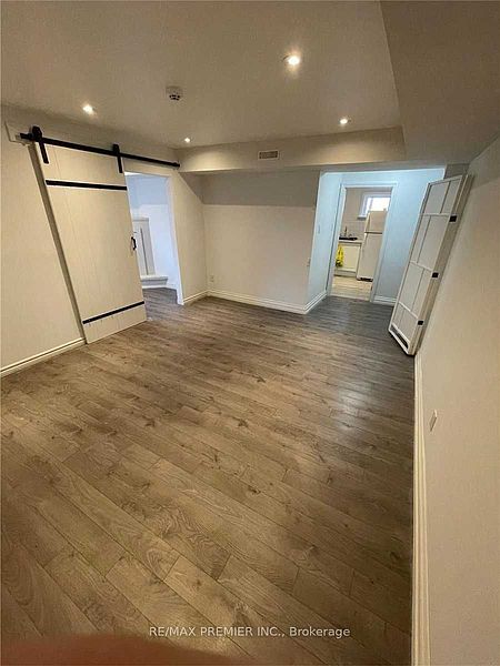 Toronto House for rent - 1 Bedroom in Toronto