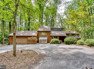 11403 Lhasa Ln, Lutherville Timonium, MD 21093