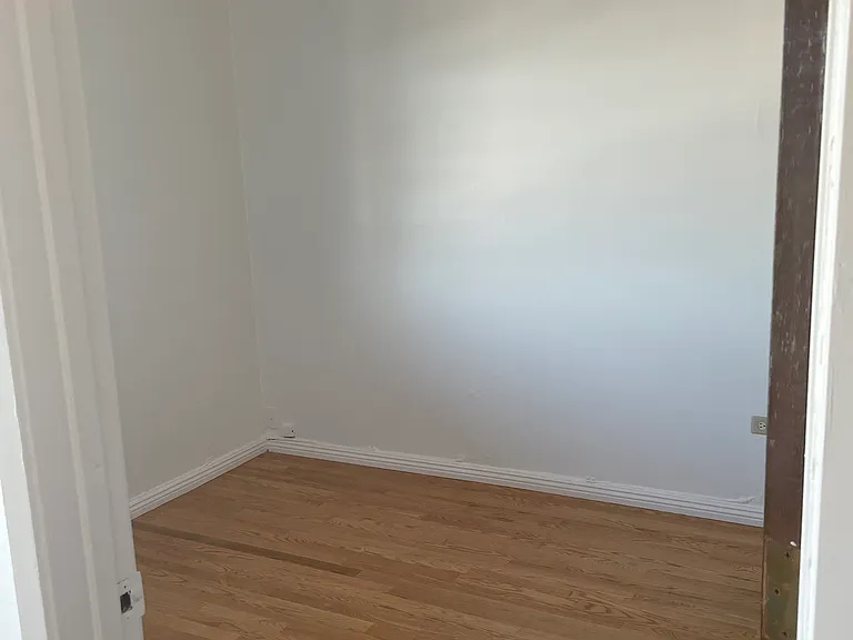 450 Ortega St #1 — Photo 3