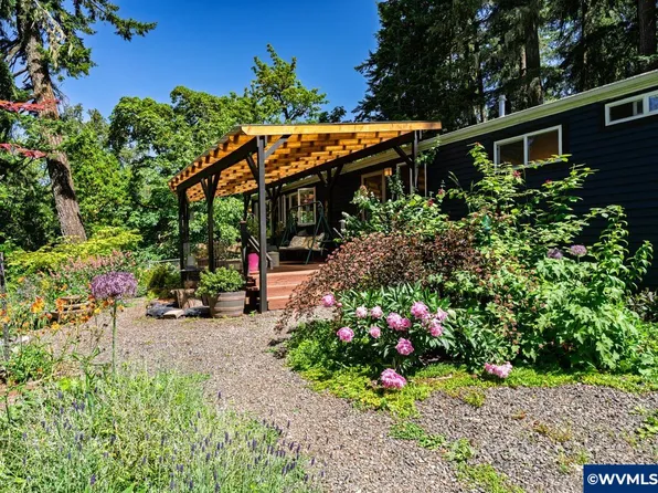 34360 NE Colorado Lake Dr Unit 950, Corvallis, OR 97333