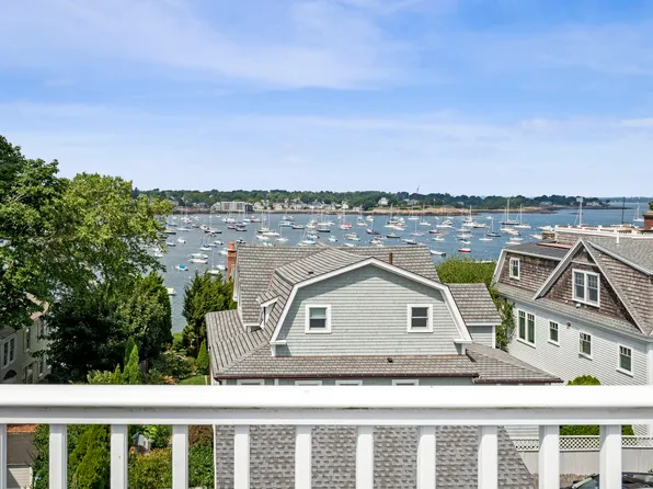 106 Harbor Ave #3, Marblehead, MA 01945