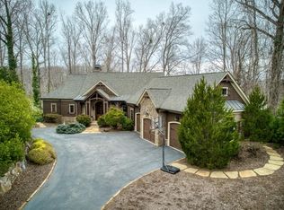 6555 Julian Rd, Gainesville, GA 30506