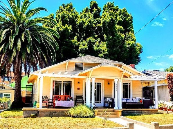 1221 Laguna St