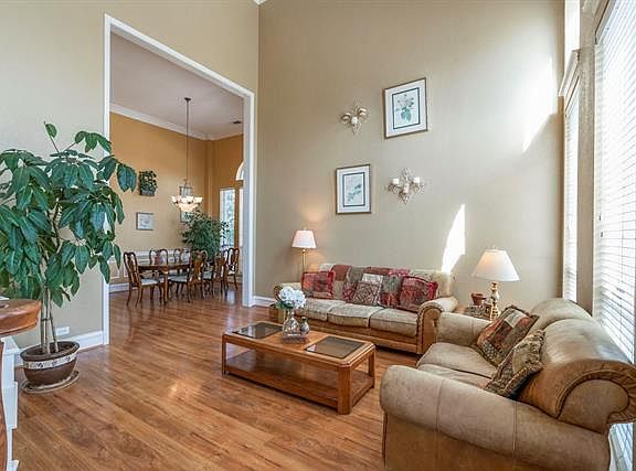 4th image of 4313 Autumn Meadows Dr