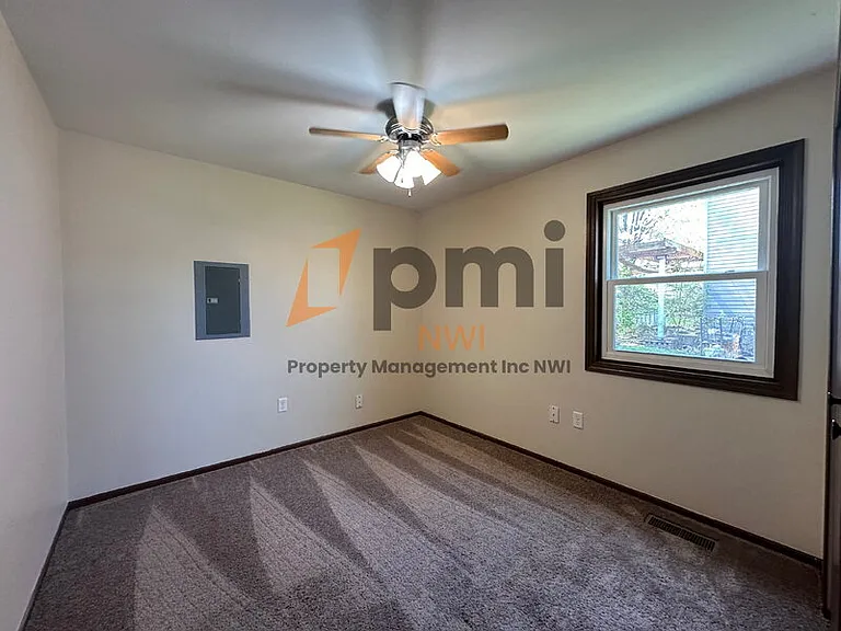 404 Saginaw Dr — Photo 11