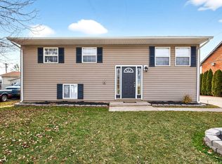 1729 Hocker Ave, New Carlisle, OH 45344