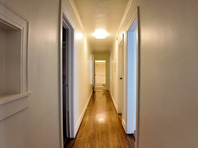 140 S New Hampshire Ave — Photo 6