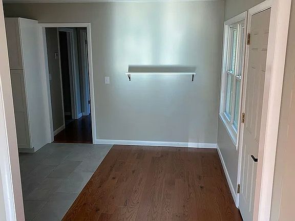 4th image of 113 S Birch St #1/2