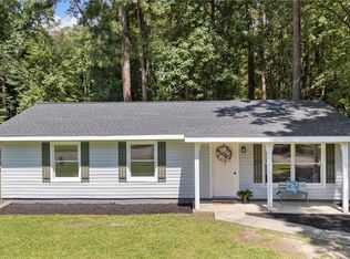 307 Lakewood Dr, Petersburg, VA 23805