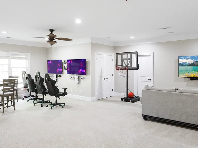 9805 Strike The Gold Ln — Photo 34
