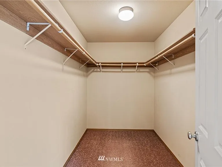 8622 187th Street Ct E — Photo 10