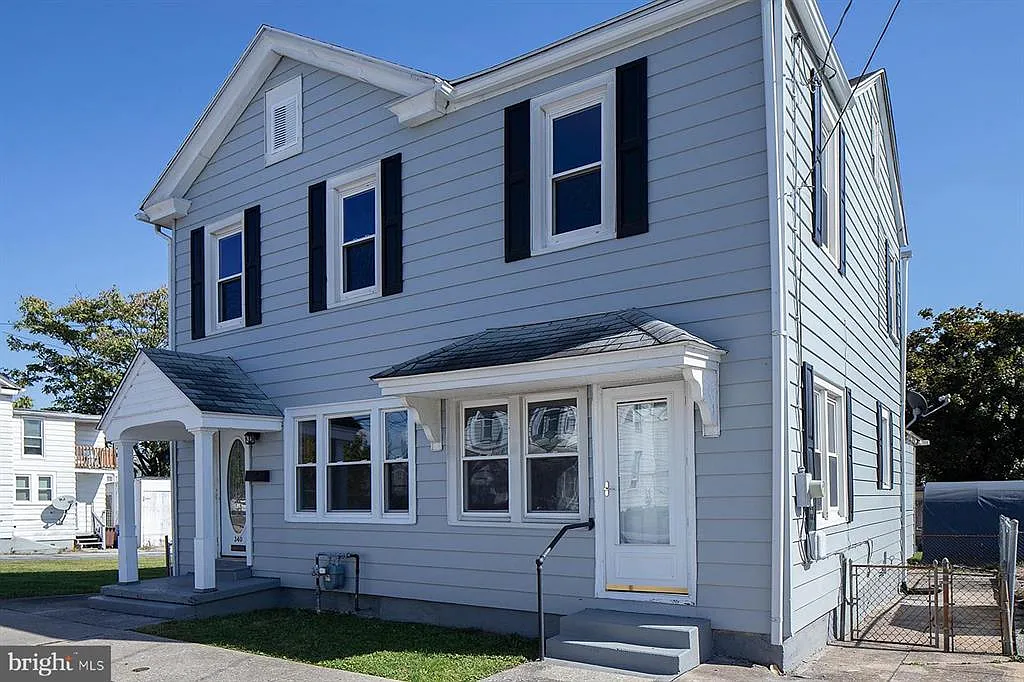 3 bed, 1.5 bath, 1508 sqft, $1,720 — Photo 3