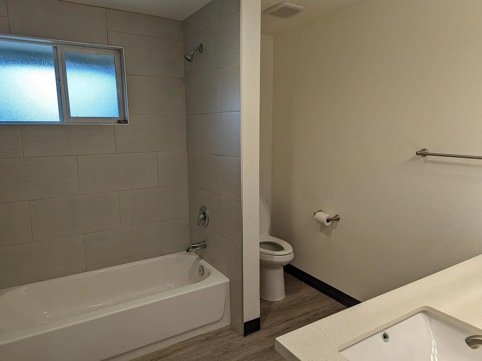 2 bed, 1175 sqft, $2,500 — Photo 2