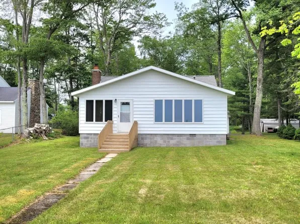 6272 N Us Highway 23, Oscoda, MI 48750
