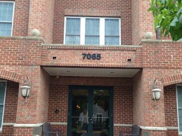 7065 Heritage Hunt Dr, Gainesville, VA 20155