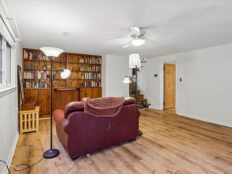 1703 Tilton Dr — Photo 25