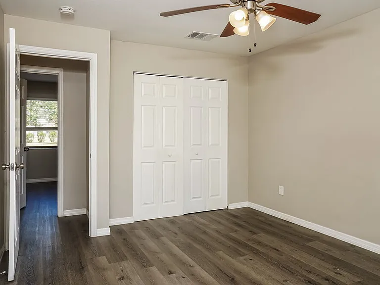 5362 Trekell St — Photo 12