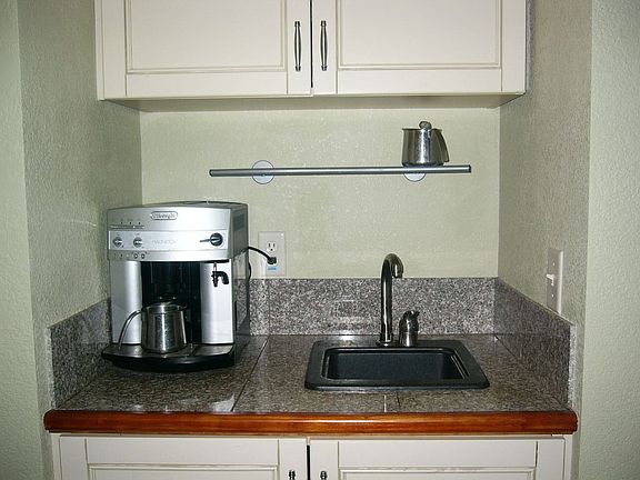 Coffe Bar w/sink