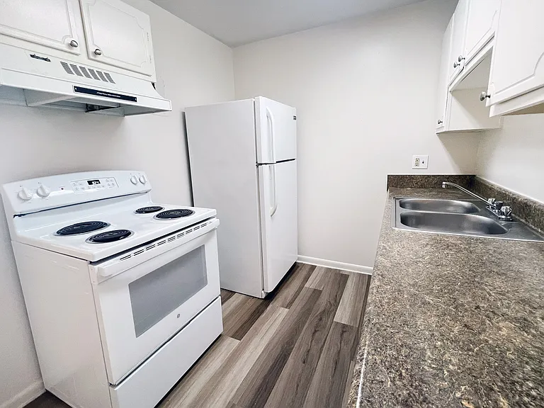 Barkley Ridge Apartments — Photo 105