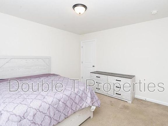 5th image of 1841 Graymount Way