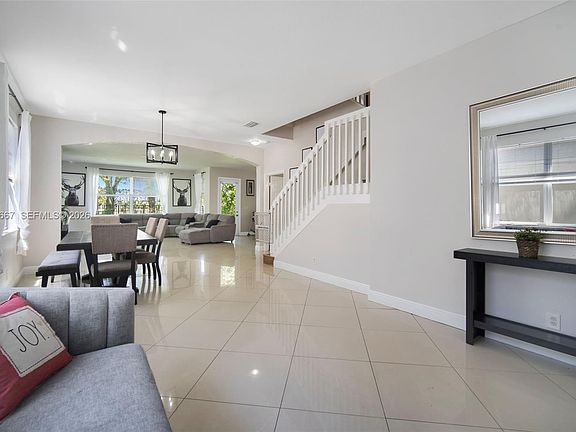 5th image of 1225 Rose Gate Blvd