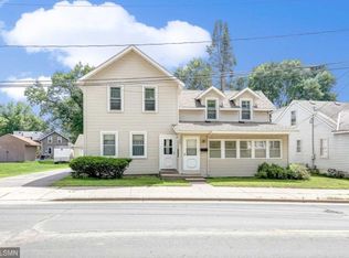 522 Stoughton Ave, Chaska, MN 55318