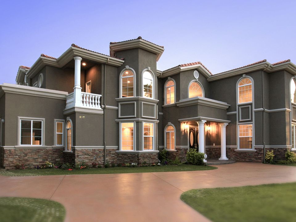 1st image of 216 W Longden Ave