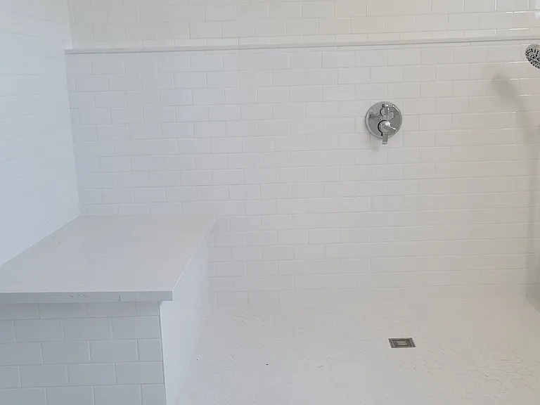 149 W Lynn Ave — Photo 2