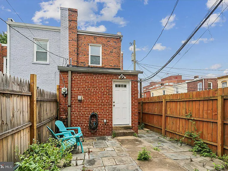 108 Baggett Pl — Photo 13