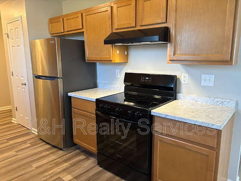 7952 Amadeus Dr — Photo 10